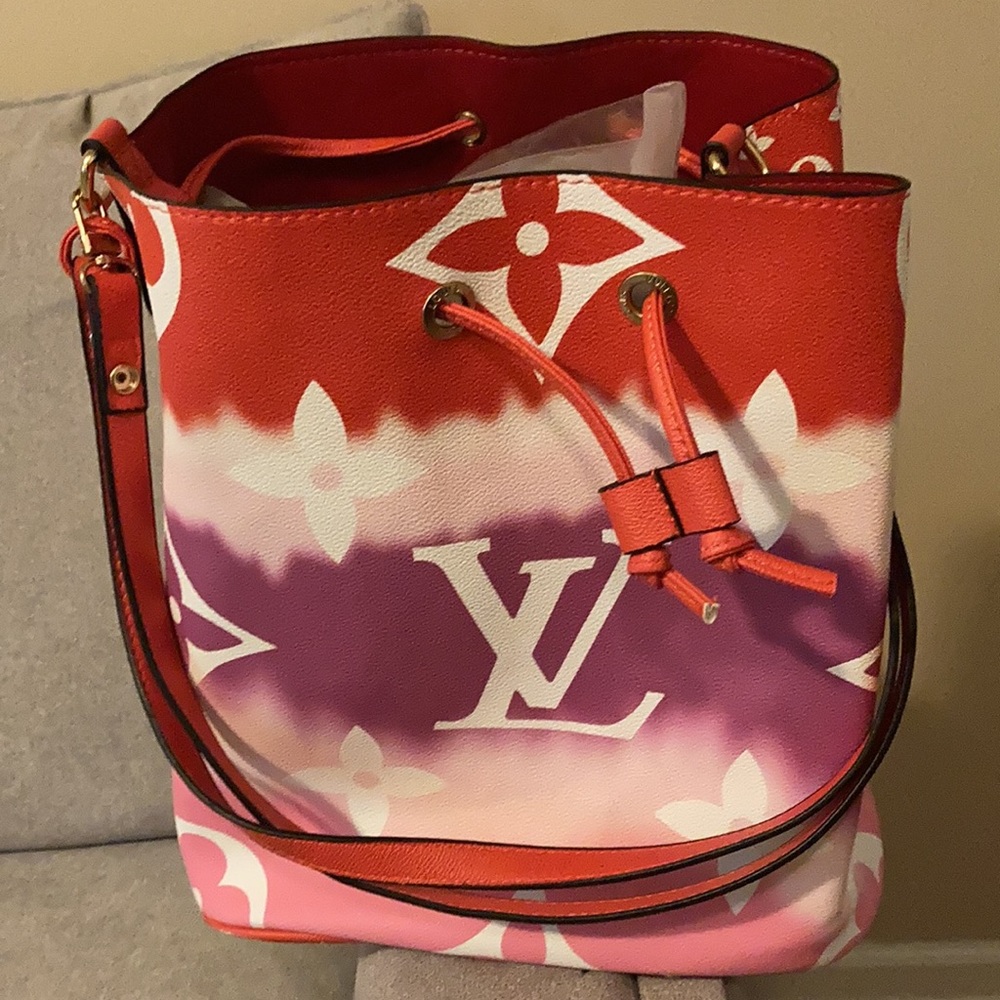 Louis Viutton Tote bag
